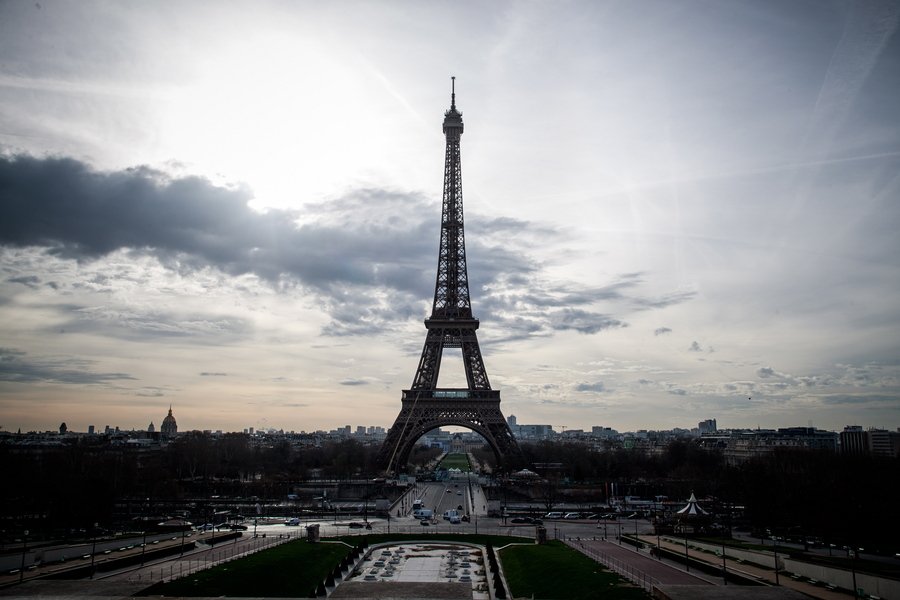 Γαλλία: Ο Μακρόν υπόσχεται «να πείσει» τους Ευρωπαίους να θέσουν ένα ανώτατο όριο στην τιμή του αερίου