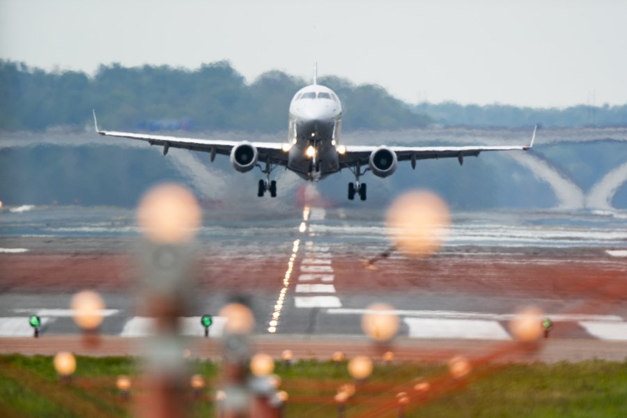 ΥΠΑ: Ιστορικό ρεκόρ το 2023 για τα αεροδρόμια - Αύξηση επιβατικής κίνησης 14% σε σχέση με το 2022