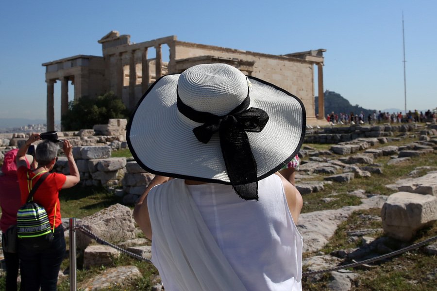 Deloitte - ΙΝΣΕΤΕ: Ανάγκη ενίσχυσης των ελληνικών τουριστικών επιχειρήσεων
