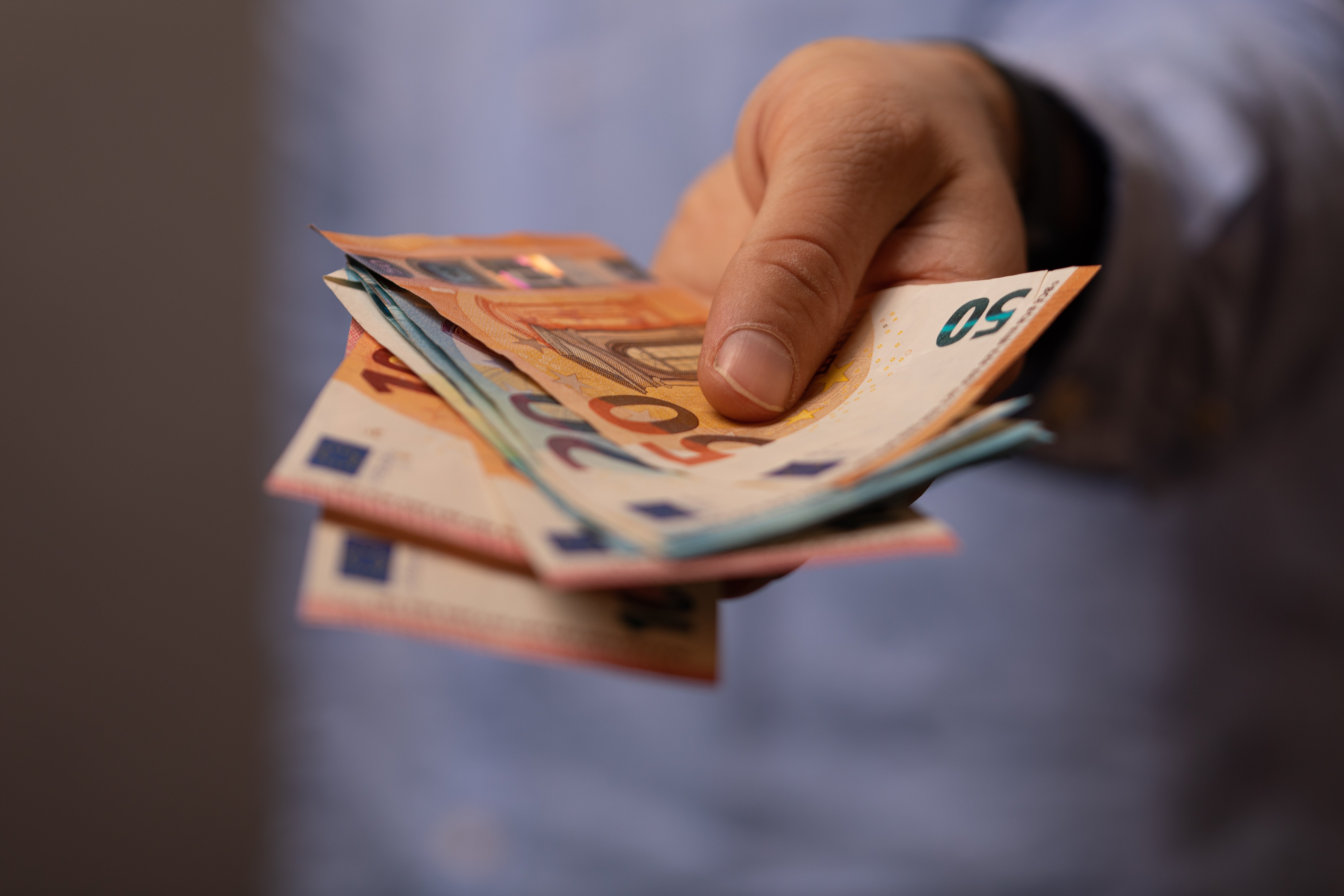 Τροπολογία: Οι διατάξεις για τις δωρεές και γονικές παροχές μέχρι 800.000 ευρώ
