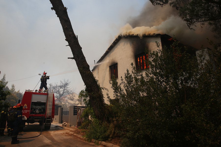 Καραμανλής: Το υπουργείο Υποδομών δίπλα στους πυρόπληκτους - 1.800  αυτοψίες έγιναν άμεσα