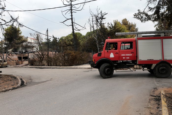 Τριαντόπουλος: Τα 12 μέτρα της κυβέρνησης για την στήριξη των πληγέντων από τις πρόσφατες πυρκαγιές