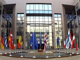 Ευρωπαϊκό Συμβούλιο: Αύξηση της πίεσης στο Ευρωπαϊκό Κοινοβούλιο για την έγκριση του πακέτου των 1,8 τρισ. ευρώ