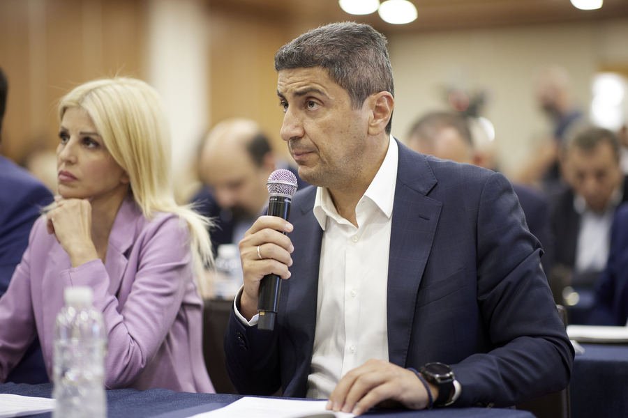 Αυγενάκης: Μέτρα, δράσεις και προκαταβολές αποζημιώσεων με στόχο την ανασυγκρότηση της γεωργικής παραγωγής στη Θεσσαλία