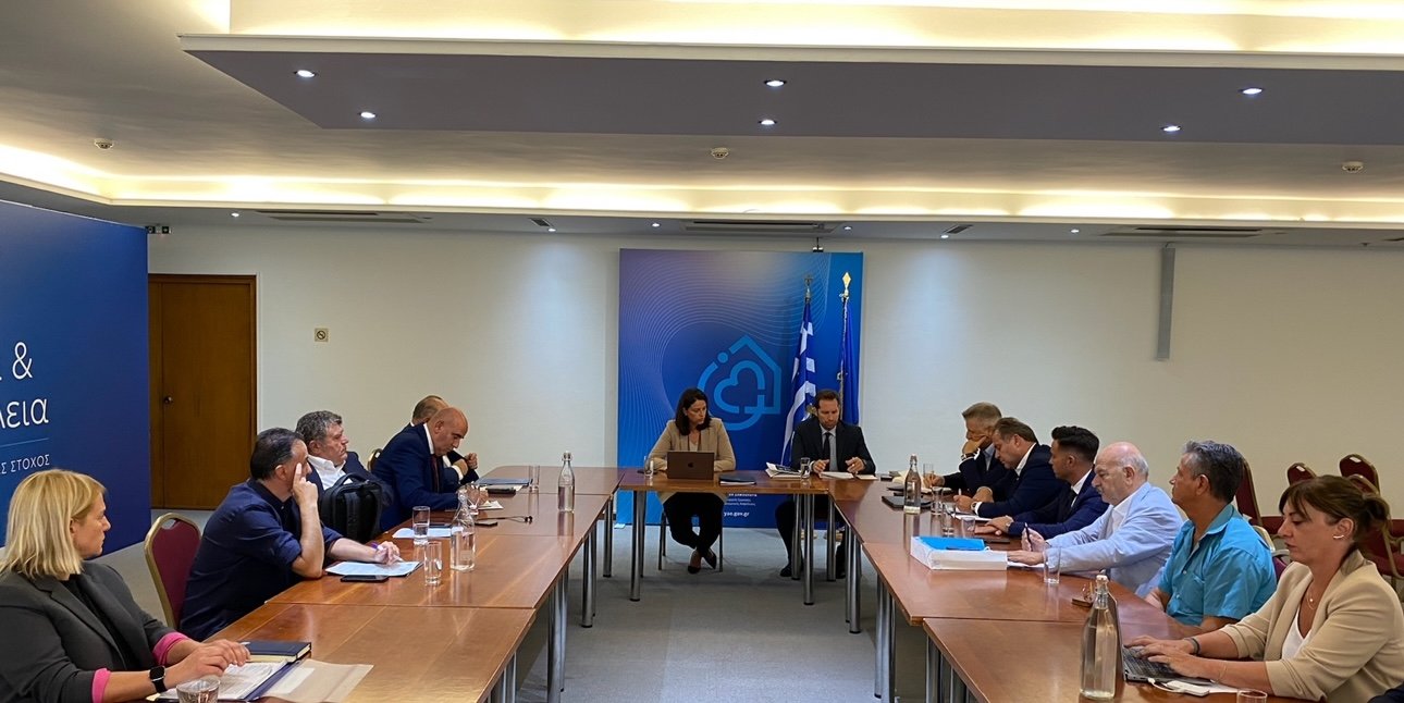 Κεραμέως: Πιλοτική εφαρμογή της Ψηφιακής Κάρτας Εργασίας σε εστίαση και τουρισμό εντός του Σεπτεμβρίου