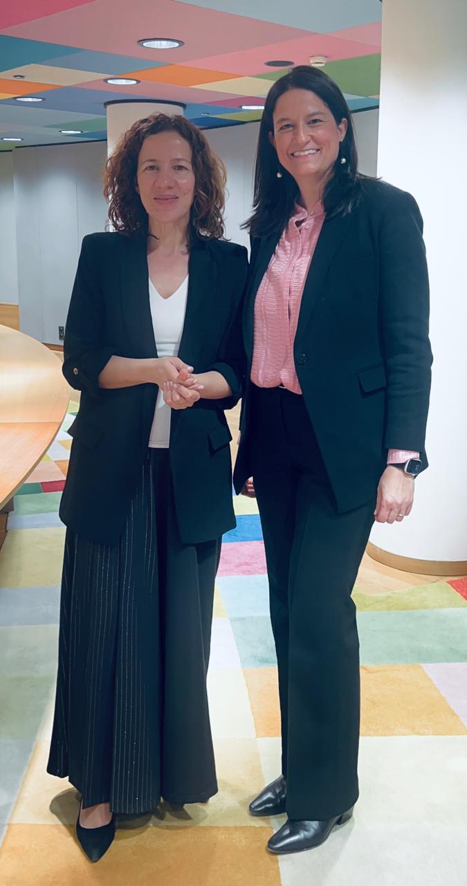 Στην Ελλάδα για την Εθνική Κοινωνική Συμφωνία η Εκτελεστική Αντιπρόεδρος της Ευρωπαϊκής Επιτροπής Roxana Minzatu