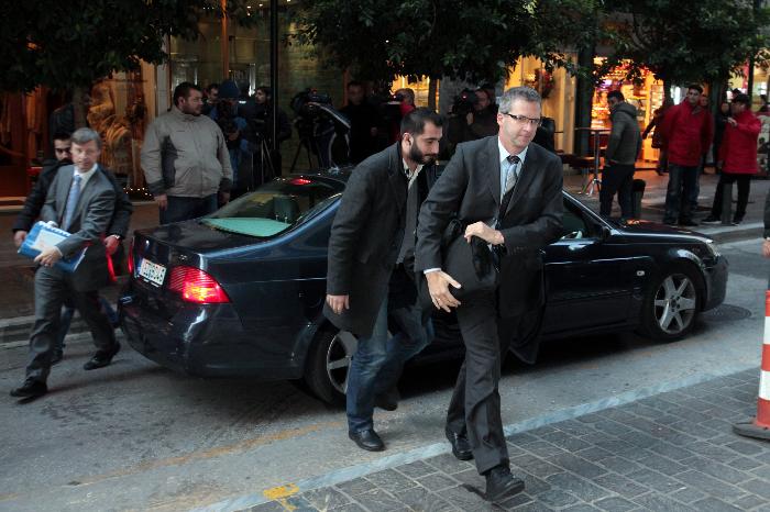 Εντονη κριτική στην τρόικα ασκεί η Alpha Bank, με αφορμή την πορεία των διαπραγματεύσεων.