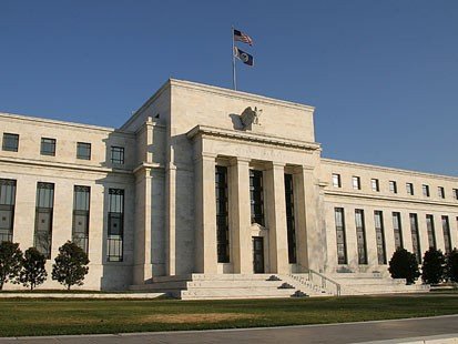 Για όλα φταίει η FED λένε ο George Soros και ο John Paulson.  Κάναμε λάθη απαντά ο Greenspan