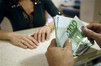 Πτώση στη χρηματοδότηση του ιδιωτικού τομέα της οικονομίας