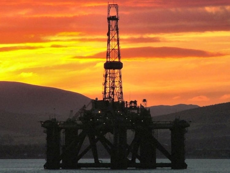 Βρετανία: Παγκόσμια καταγραφή των αποθεμάτων πετρελαίου και φυσικού αερίου, αναφορικά με την παραγωγή