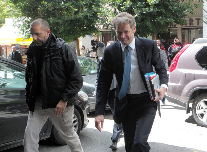 Λεπτομέρειες απομένουν για τη συμφωνία με την τρόικα