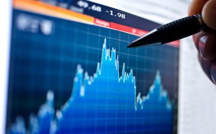 Η υποβάθμιση από την S&P δεν αντανακλά την πολιτική μας - Τι δηλώνει το ΥΠΟΙΚ, τι υποστηρίζει η Standard & Poor's