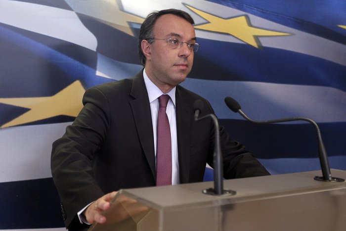 Υπ. Οικονομικών: Δεν υφίσταται δημοσιονομικό κενό για το 2020, τονίζει στη Realnews ο Χρήστος Σταϊκούρας