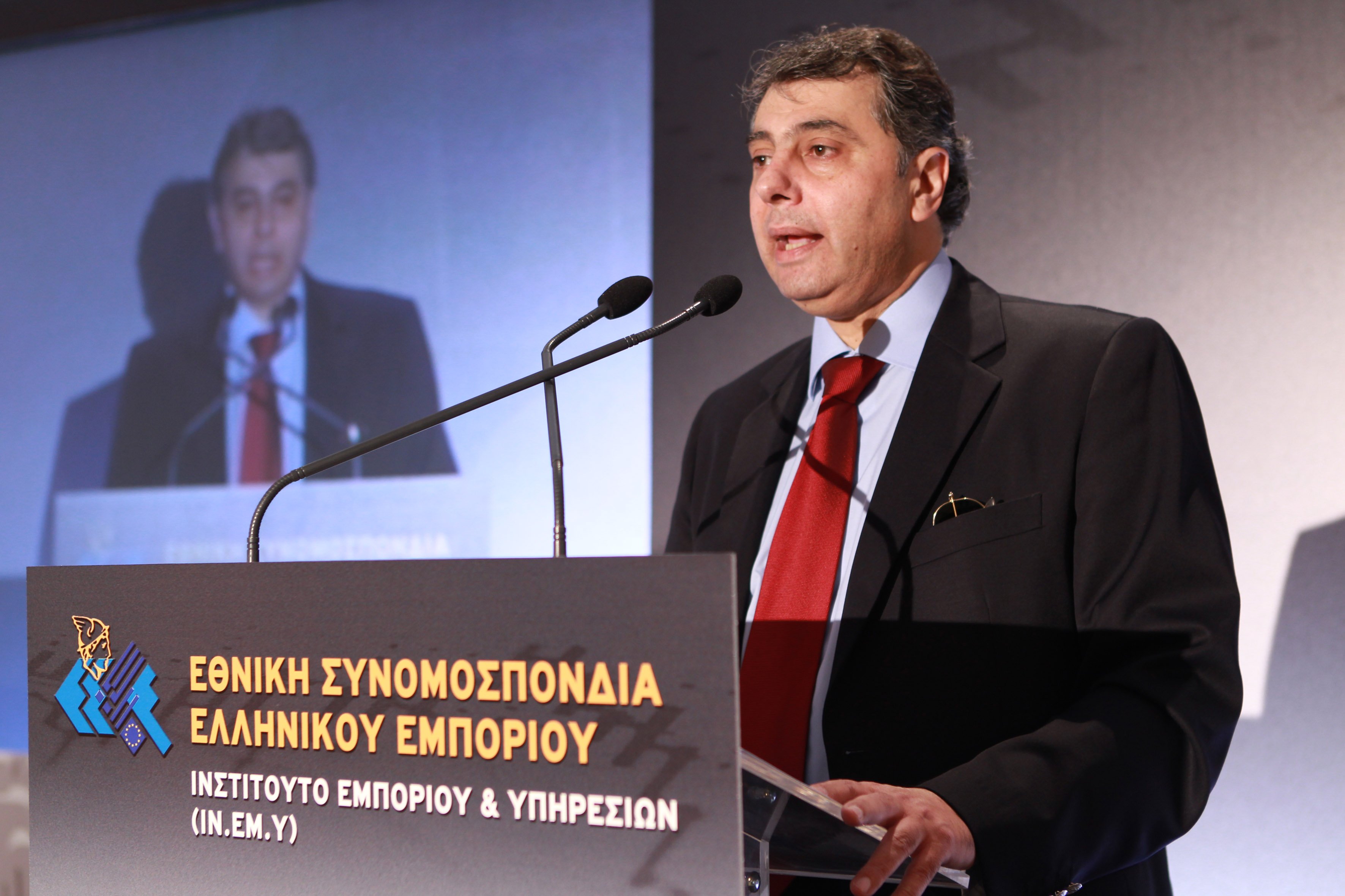 Η άποψη του Β. Κορκίδη, Προέδρου της ΕΣΕΕ, για το παρεμπόριο