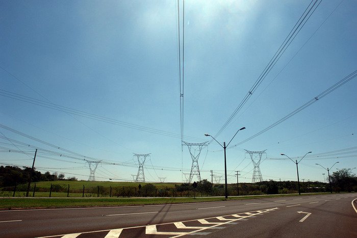 Ευρωπαϊκή Επιτροπή: Θετική έκθεση για την ενεργειακή πολιτική - αύξηση του ανταγωνισμού και της ενεργειακής ασφάλειας