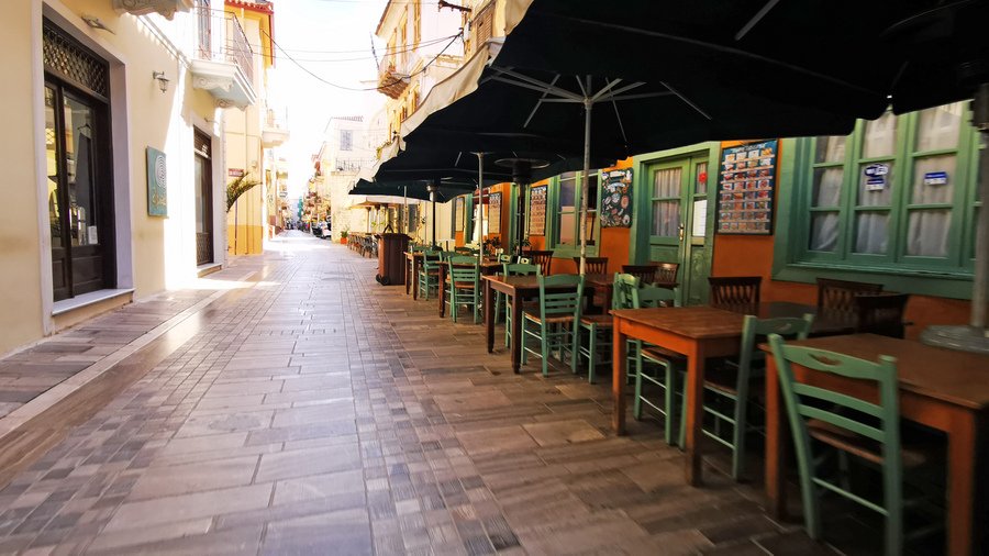 Λιβάνιος: Διπλάσιος χώρος για τραπεζοκαθίσματα αλλά με σεβασμό στον πεζό