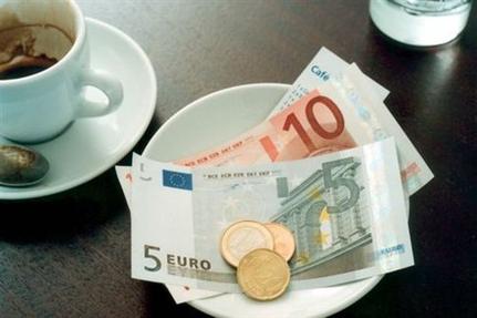 ΕΕΑ - ICAP: Μείωση τζίρου στην εστίαση και για το 2021 κατά 76,2 εκατ. ευρώ