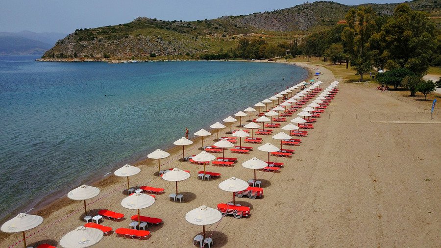 Παπαστεργίου: Μέχρι σήμερα έγιναν 8.911 καταγγελίες για παρανομίες στις παραλίες μέσω του MyCoast