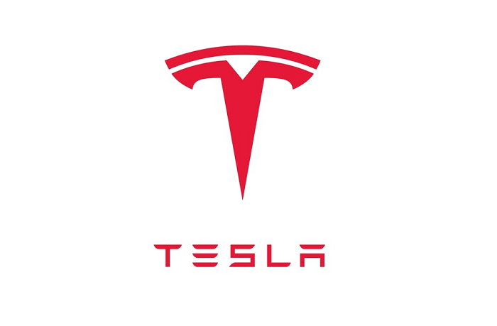 Tesla: Εγκαινιάζεται η γρήγορη φόρτιση ηλεκτρικών αυτοκινήτων