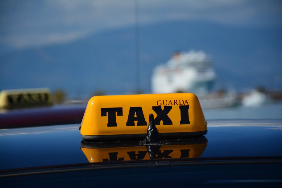 ΕΕΑ: Ποσοστό 8% της συνολικής αστικής επιβατικής κίνησης όλων των ΜΜΜ καλύπτει ο κλάδος των ταξί