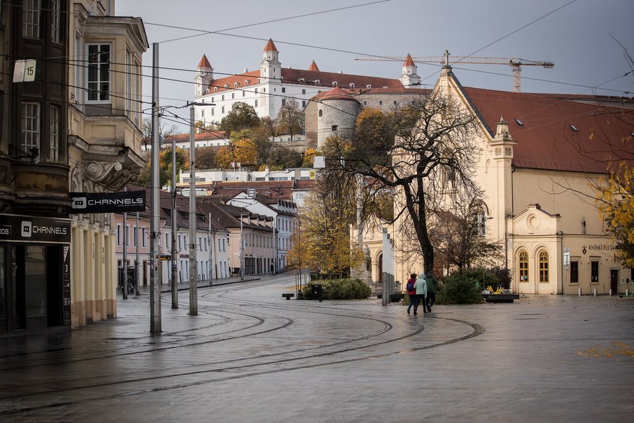 Σλοβακία: Κίνδυνος «κατάρρευσης» της οικονομίας εξαιτίας του ραγδαία αυξανόμενου κόστους της ενέργειας