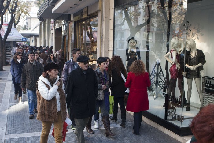 Αυξημένη παρουσία των ελεγκτικών υπηρεσίων την εορταστική περίοδο ζητάει το υπουργείο Οικονομίας